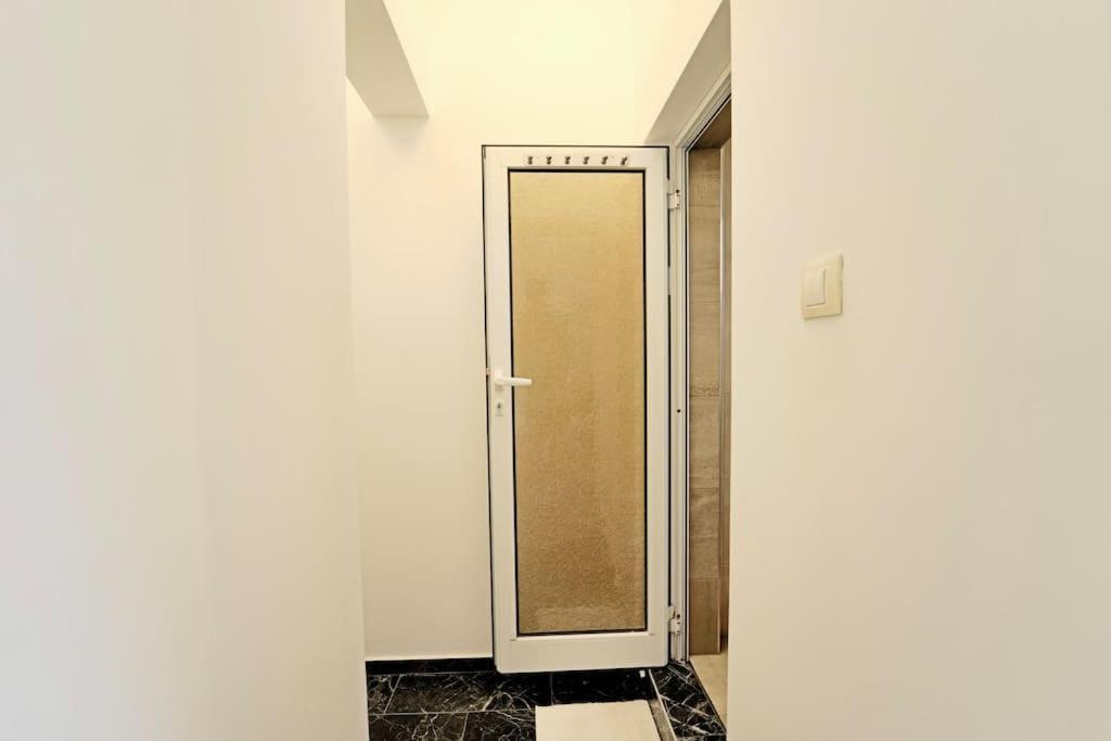 Cozy 1-Bedroom Flat In The Very Center Of Sofia Exterior foto